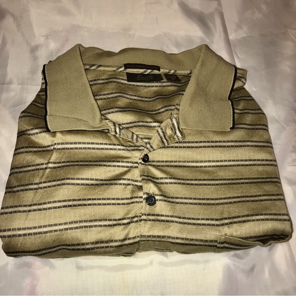 Mens Tasso Elba Golf shirt, nearly new. Buy 2 mens  shirts for $18. Save save - Picture 2 of 4